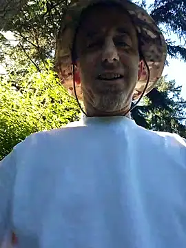 Snapshot of drummer9 chatting on May 31, 11:28 pm drummer9 online show from May 31, 11:28 pm