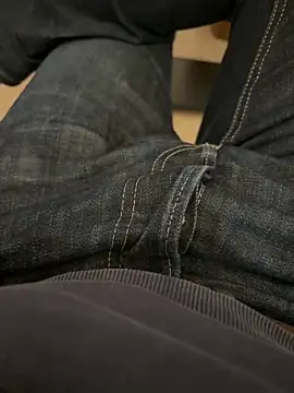 Pierre22000 online show from December 18, 2:45 pm