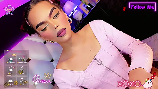 Snapshot of Diva_Smith02 chatting on May 17, 11:17 am Diva Smith02 online show from May 17, 11:17 am