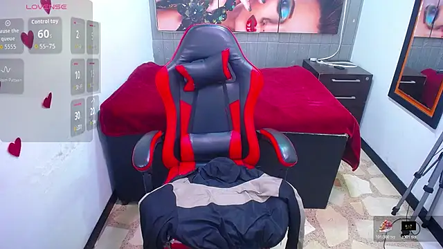 Anniee x online show from February 19, 12:45 pm