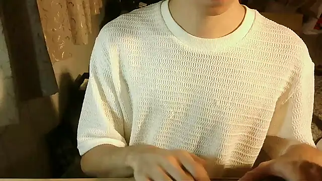 Snapshot of KYU890428 chatting on January 18, 4:11 pm KYU890428 online show from January 18, 4:11 pm