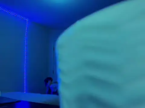 HappyIva online show from March 5, 2:36 am