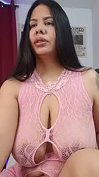 downsonMia online show from February 21, 11:55 am