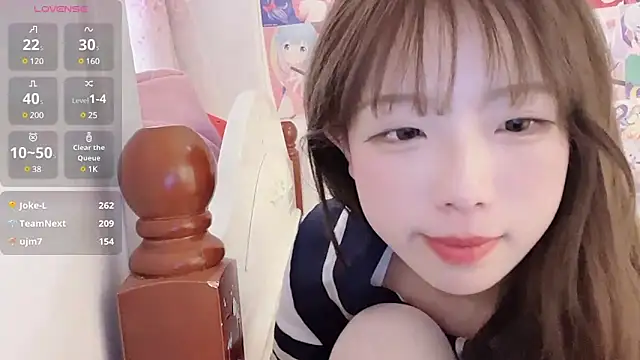 Snapshot of nicole_888 chatting on January 12, 5:45 am nicole 888 online show from January 12, 5:45 am