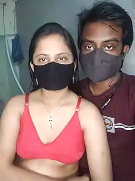 Hot Nila online show from February 3, 5:14 pm