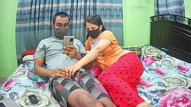 Hot Nila online show from September 15, 3:06 am