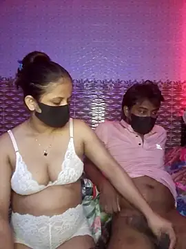 Hot Nila online show from June 11, 2:33 am