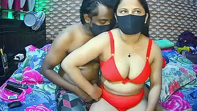 Hot Nila online show from June 21, 2:58 am
