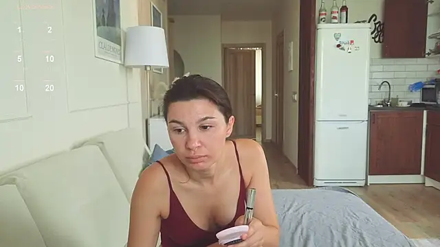Snapshot of KristineEsme chatting on June 7, 4:49 am KristineEsme online show from June 7, 4:49 am