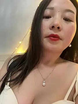 SSSniang- online show from February 8, 12:17 pm