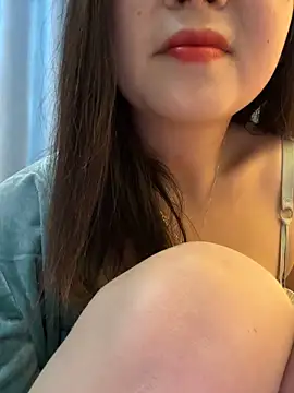 Snapshot of SSSniang- chatting on February 19, 12:33 pm SSSniang- online show from February 19, 12:33 pm