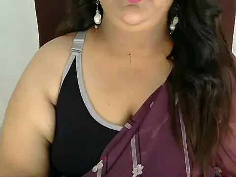 Snapshot of Jenny_lovee chatting on May 6, 9:47 am Jenny lovee online show from May 6, 9:47 am
