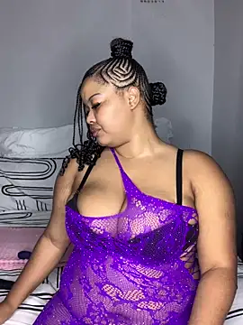 sexytinashe21 online show from April 29, 8:37 pm