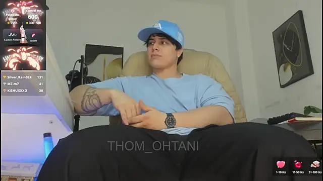 Snapshot of Thom_Ohtani chatting on July 6, 8:33 pm Thom Ohtani online show from July 6, 8:33 pm