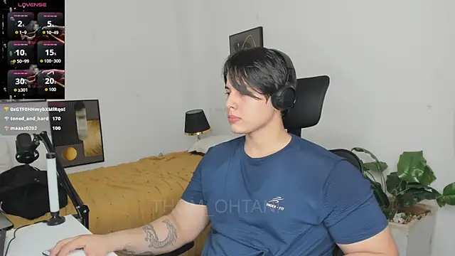 Snapshot of Thom_Ohtani chatting on July 25, 3:37 am Thom Ohtani online show from July 25, 3:37 am