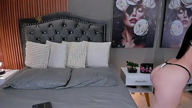 Snapshot of KimStone1 chatting on October 25, 2:46 pm KimStone1 online show from October 25, 2:46 pm