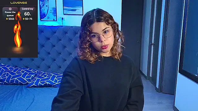 Snapshot of stellaallen24 chatting on March 8, 8:57 pm stellaallen24 online show from March 8, 8:57 pm