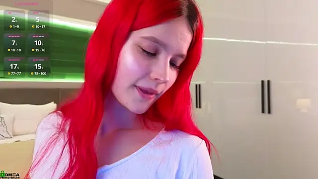 Rina Red online show from January 17, 1:43 am