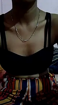 Snapshot of Barbie_183 chatting on February 2, 6:20 pm Barbie 183 online show from February 2, 6:20 pm