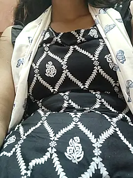 Snapshot of Barbie_183 chatting on September 13, 6:24 am Barbie 183 online show from September 13, 6:24 am