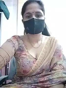 Snapshot of priyancyfun chatting on May 25, 1:44 am priyancyfun online show from May 25, 1:44 am