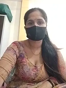 Snapshot of priyancyfun chatting on May 31, 3:15 am priyancyfun online show from May 31, 3:15 am