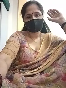 Snapshot of priyancyfun chatting on June 17, 3:53 am priyancyfun online show from June 17, 3:53 am
