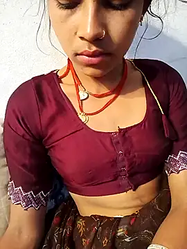 Snapshot of Amaya_Bajwa chatting on February 3, 10:32 pm Amaya Bajwa online show from February 3, 10:32 pm