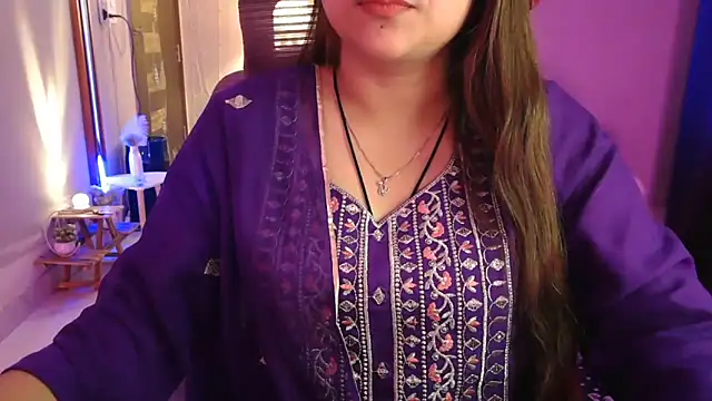 Mitikaa online show from February 26, 1:10 pm