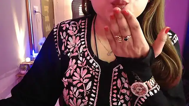 Mitikaa online show from February 28, 1:23 pm