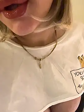 Maya mimi online show from January 18, 6:44 pm