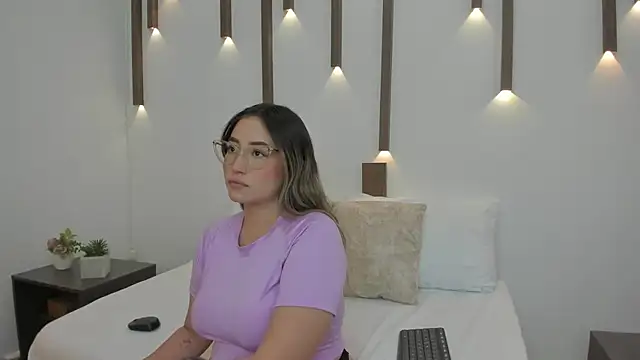 Snapshot of antonella_cutie_ chatting on January 17, 12:10 pm antonella cutie online show from January 17, 12:10 pm