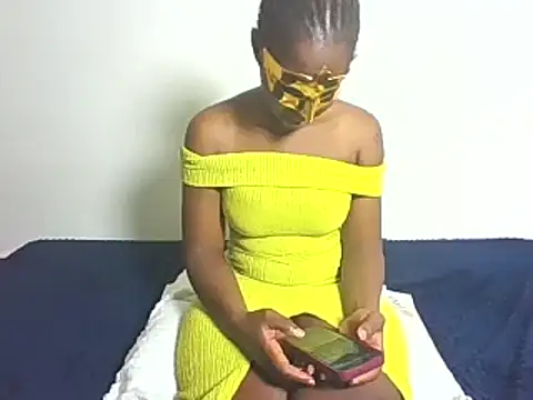 Snapshot of Brawn_nubian chatting on February 7, 1:04 am Brawn nubian online show from February 7, 1:04 am