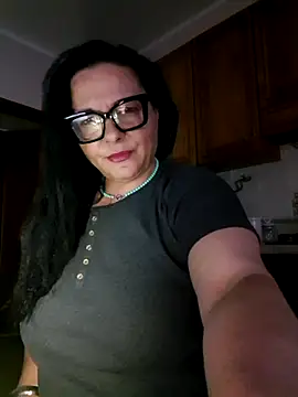 Snapshot of missAmanda69 chatting on May 8, 11:32 pm missAmanda69 online show from May 8, 11:32 pm