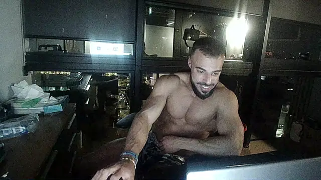 Snapshot of todddantes25 chatting on January 10, 10:46 pm todddantes25 online show from January 10, 10:46 pm