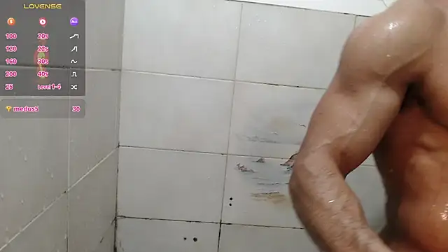 Snapshot of todddantes25 chatting on February 7, 12:17 pm todddantes25 online show from February 7, 12:17 pm