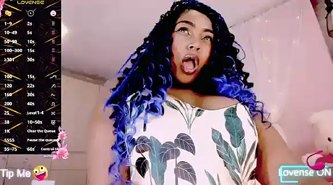 Snapshot of Aliana_Ross chatting on February 20, 11:53 am Aliana Ross online show from February 20, 11:53 am