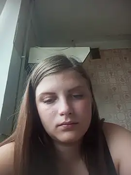 Lauren Amabel online show from July 10, 2:19 pm