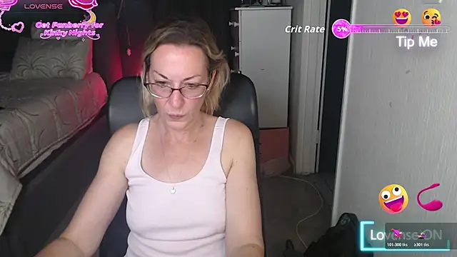 Snapshot of boeslaboes1 chatting on December 2, 6:25 pm boeslaboes1 online show from December 2, 6:25 pm