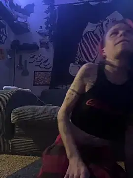 trashbrat online show from July 7, 9:57 am
