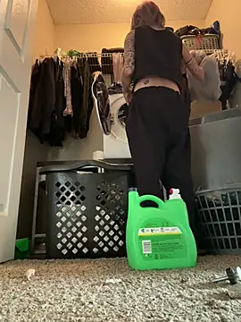 trashbrat online show from July 29, 11:14 pm