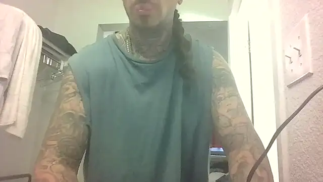 justthetip4209 online show from September 27, 6:13 pm