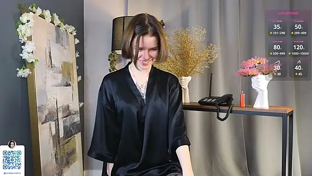 Snapshot of OdiliaHartnell chatting on February 6, 3:20 pm OdiliaHartnell online show from February 6, 3:20 pm
