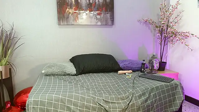 Snapshot of Charlot_Vega_ chatting on February 21, 10:39 am Charlot Vega online show from February 21, 10:39 am