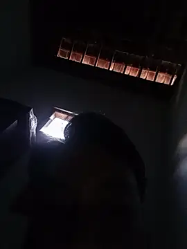 Itsmeannzzz online show from March 22, 5:00 am