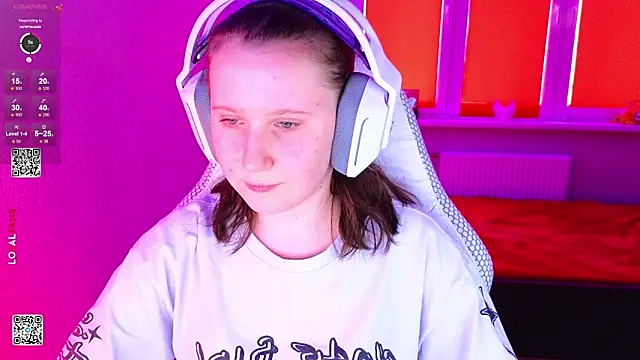 Snapshot of mon_lola chatting on February 27, 12:49 pm mon lola online show from February 27, 12:49 pm