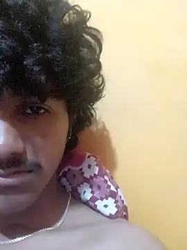 Snapshot of CosmicEmuu chatting on January 12, 10:33 pm CosmicEmuu online show from January 12, 10:33 pm