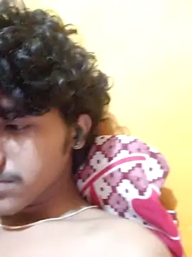 Snapshot of CosmicEmuu chatting on January 14, 5:45 pm CosmicEmuu online show from January 14, 5:45 pm