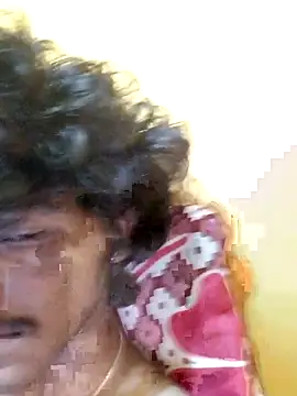 Snapshot of CosmicEmuu chatting on February 27, 2:21 pm CosmicEmuu online show from February 27, 2:21 pm