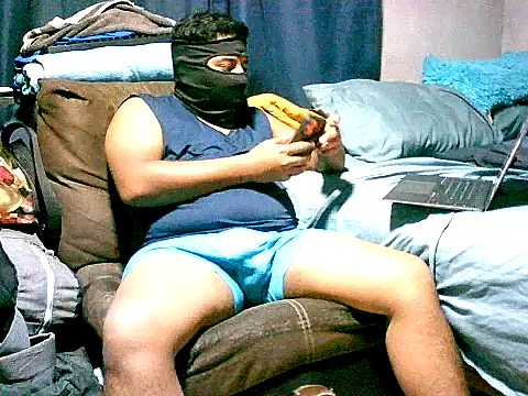 Snapshot of SergCarMX1 chatting on July 11, 4:59 am SergCarMX1 online show from July 11, 4:59 am